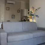 Maison Blanche Apartment Varraze
