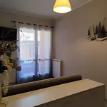 Maison Blanche Apartment *