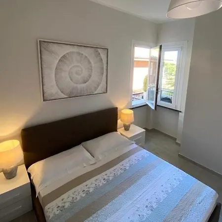 Maison Blanche Apartment